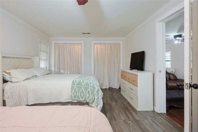 2410 Harris, Baytown, TX 77521