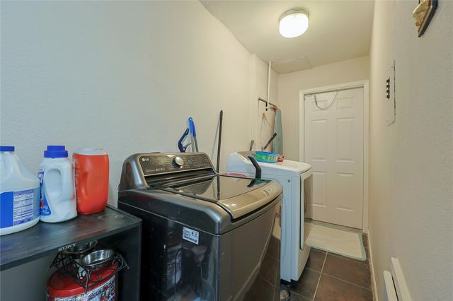 2410 Harris, Baytown, TX 77521