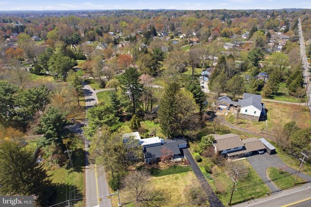 409 S PROVIDENCE RD, Wallingford, PA 19086