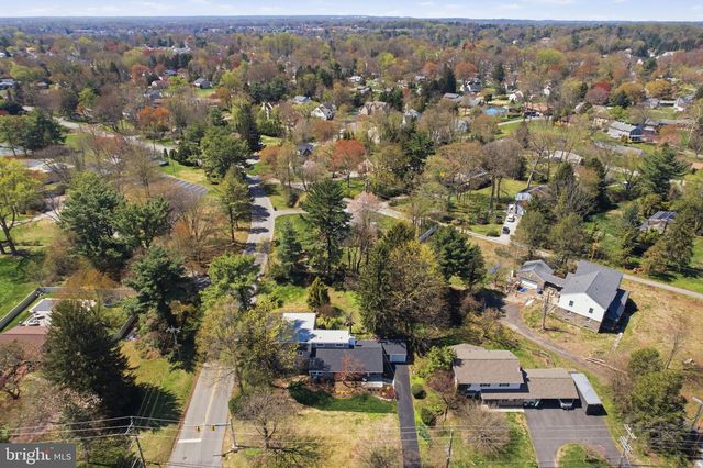 409 S PROVIDENCE RD, Wallingford, PA 19086