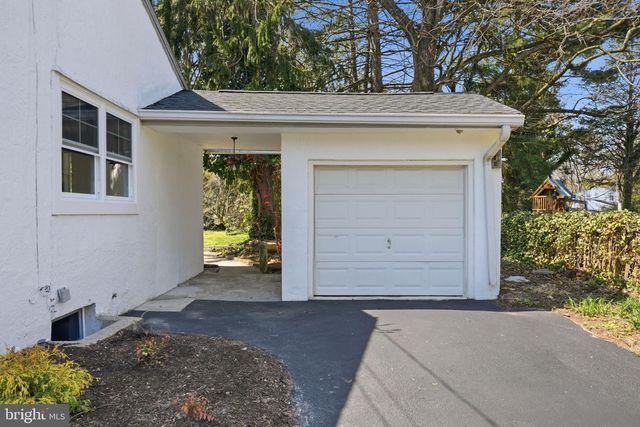 409 S PROVIDENCE RD, Wallingford, PA 19086