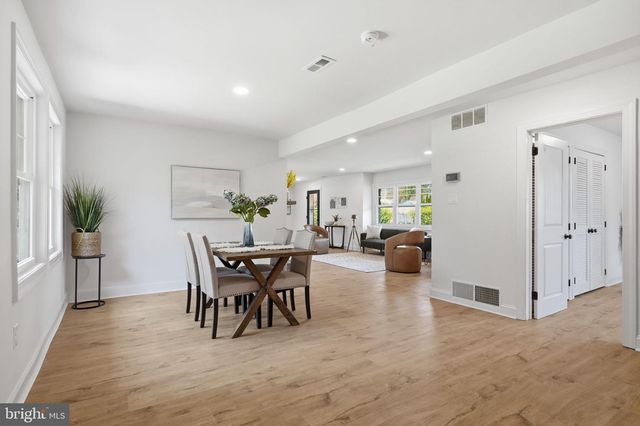 409 S PROVIDENCE RD, Wallingford, PA 19086