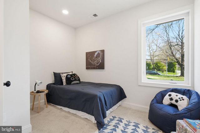 409 S PROVIDENCE RD, Wallingford, PA 19086