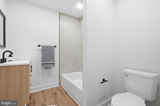 409 S PROVIDENCE RD, Wallingford, PA 19086