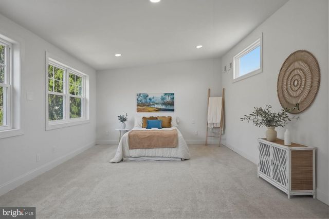 409 S PROVIDENCE RD, Wallingford, PA 19086