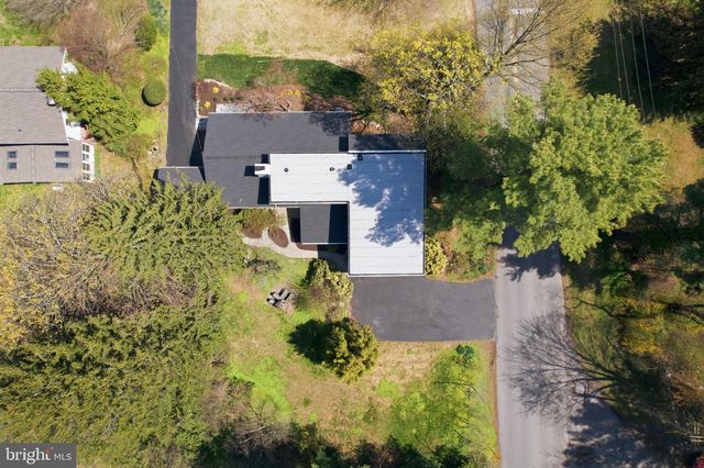 409 S PROVIDENCE RD, Wallingford, PA 19086