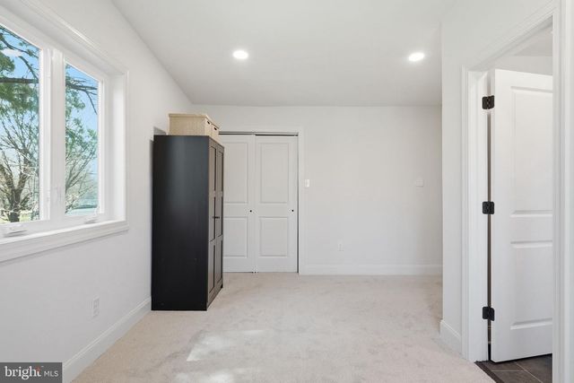 409 S PROVIDENCE RD, Wallingford, PA 19086