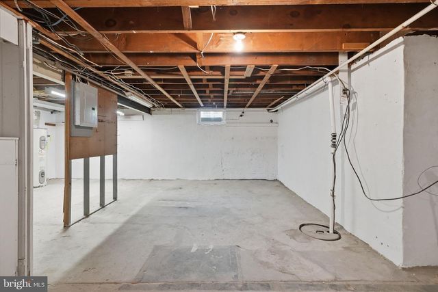 409 S PROVIDENCE RD, Wallingford, PA 19086