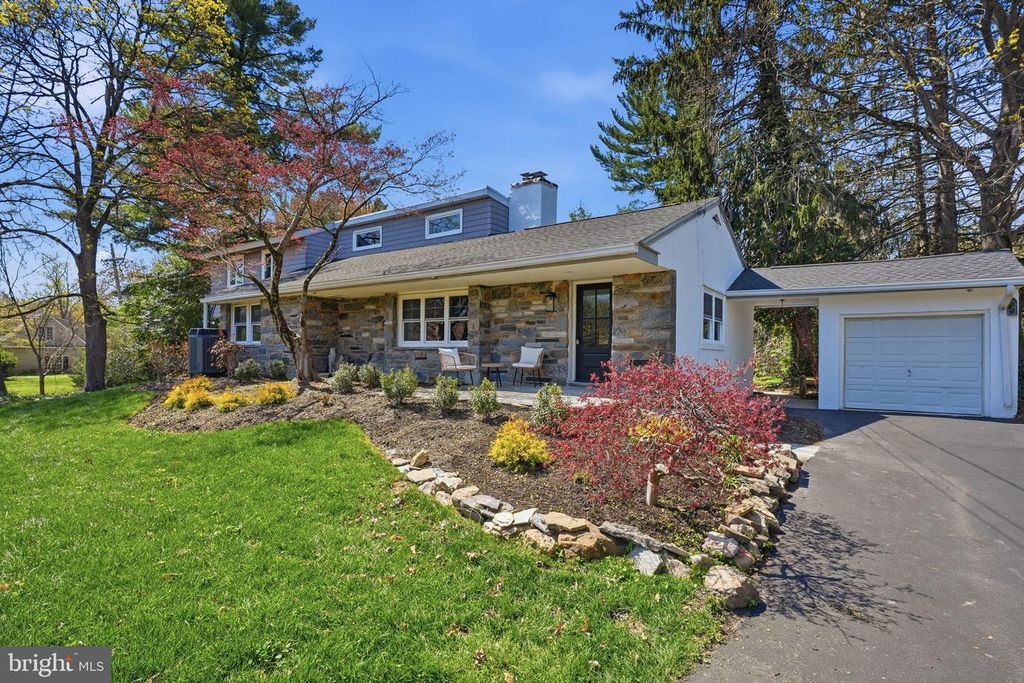 409 S PROVIDENCE RD, Wallingford, PA 19086