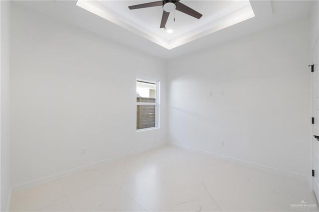 2705 E Pecos Road, Edinburg, TX 78542