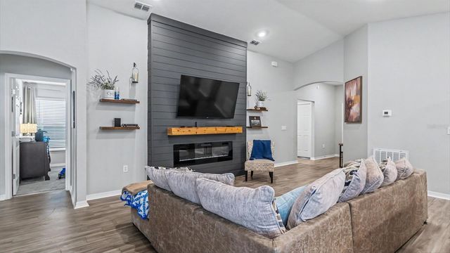 1244 MEZZAVALLE WAY, Auburndale, FL 33823