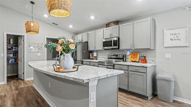 1244 MEZZAVALLE WAY, Auburndale, FL 33823