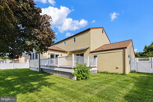 34 SARATOGA DR, New Castle, DE 19720