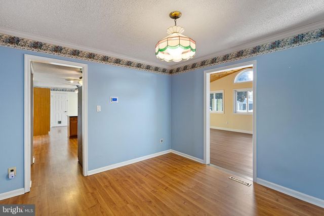 34 SARATOGA DR, New Castle, DE 19720