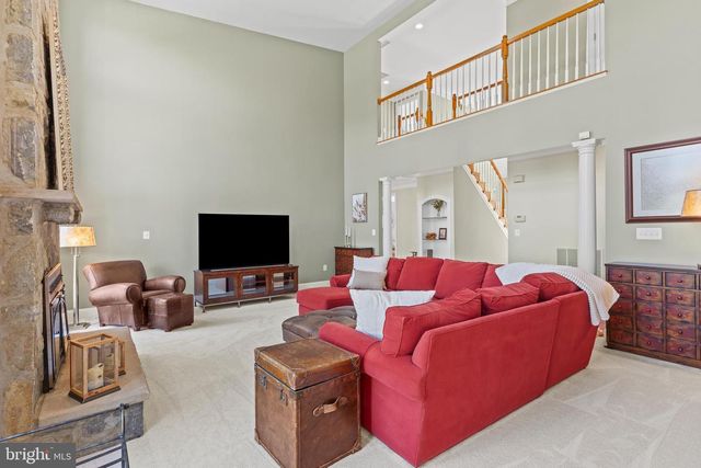 24176 SPRING MEADOW CIR, Aldie, VA 20105