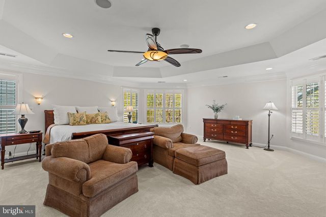 24176 SPRING MEADOW CIR, Aldie, VA 20105