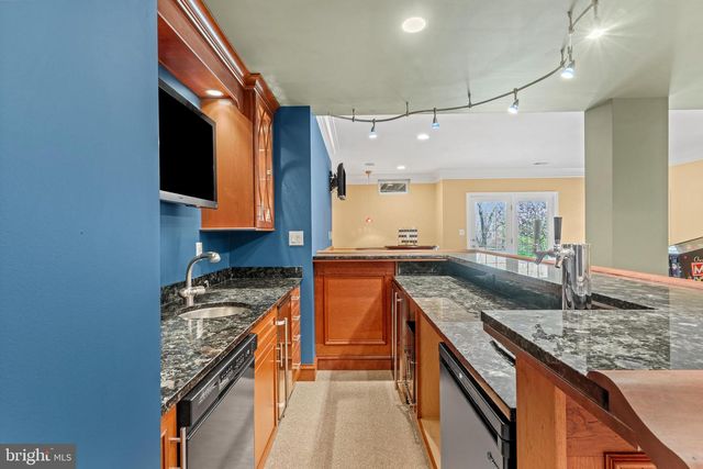 24176 SPRING MEADOW CIR, Aldie, VA 20105