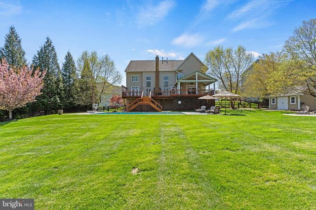 24176 SPRING MEADOW CIR, Aldie, VA 20105