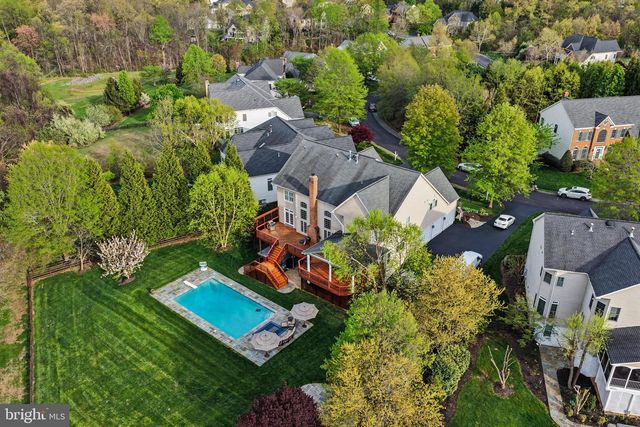 24176 SPRING MEADOW CIR, Aldie, VA 20105