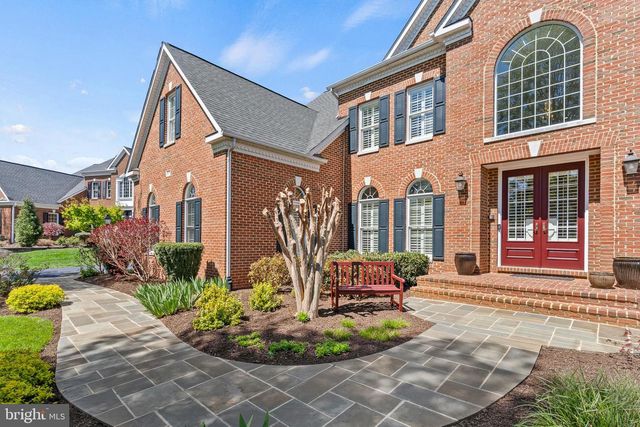 24176 SPRING MEADOW CIR, Aldie, VA 20105
