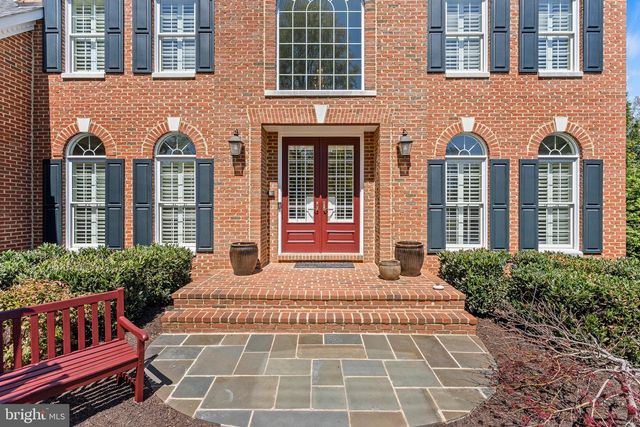 24176 SPRING MEADOW CIR, Aldie, VA 20105