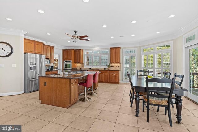 24176 SPRING MEADOW CIR, Aldie, VA 20105