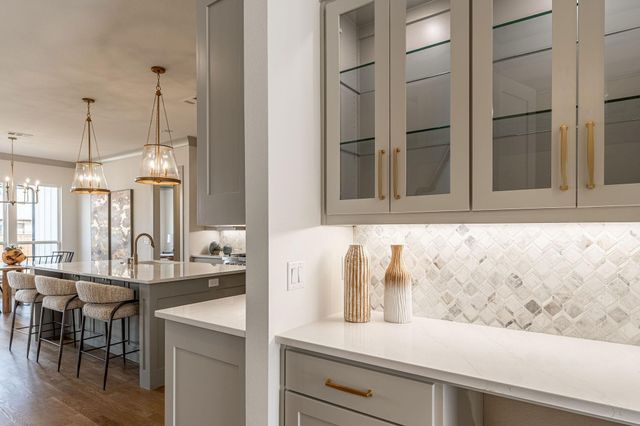 317 Travis Street, Roanoke, TX 76262