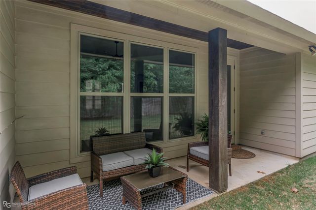 9061 Mitcham Street, Shreveport, LA 71106