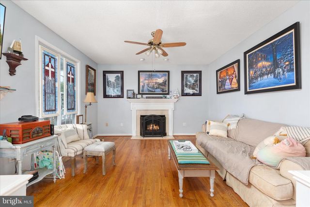 608 KERNSTOWN CT, Winchester, VA 22601