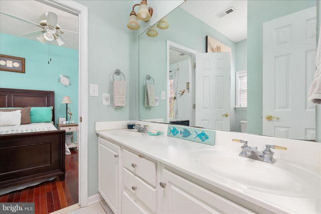 608 KERNSTOWN CT, Winchester, VA 22601