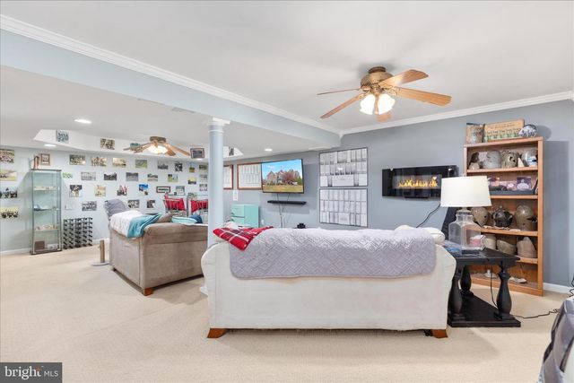 608 KERNSTOWN CT, Winchester, VA 22601