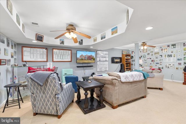 608 KERNSTOWN CT, Winchester, VA 22601