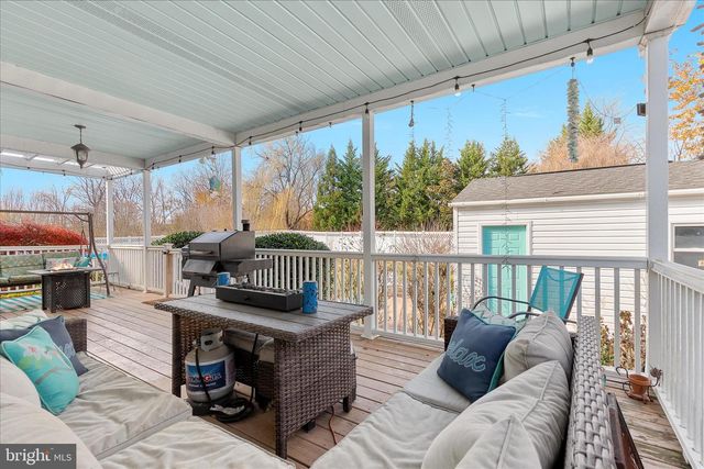 608 KERNSTOWN CT, Winchester, VA 22601