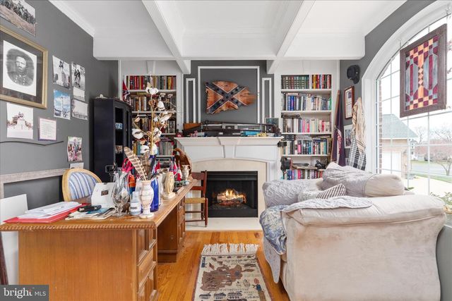 608 KERNSTOWN CT, Winchester, VA 22601