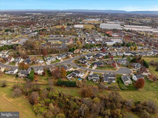 608 KERNSTOWN CT, Winchester, VA 22601