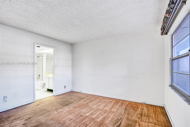 900 SW 128th Avenue 103D, Pembroke Pines, FL 33027
