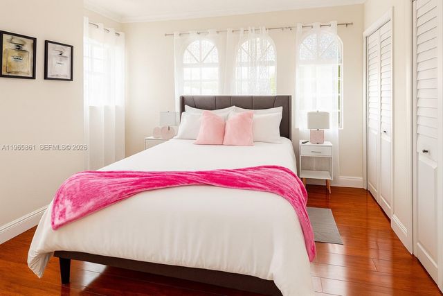 1545 NW 8th Ter, Miami, FL 33125