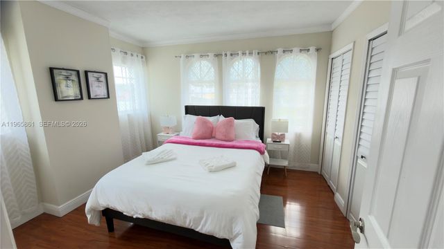 1545 NW 8th Ter, Miami, FL 33125