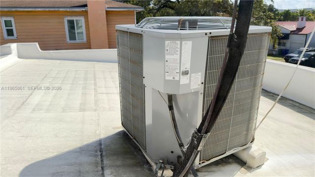 1545 NW 8th Ter, Miami, FL 33125