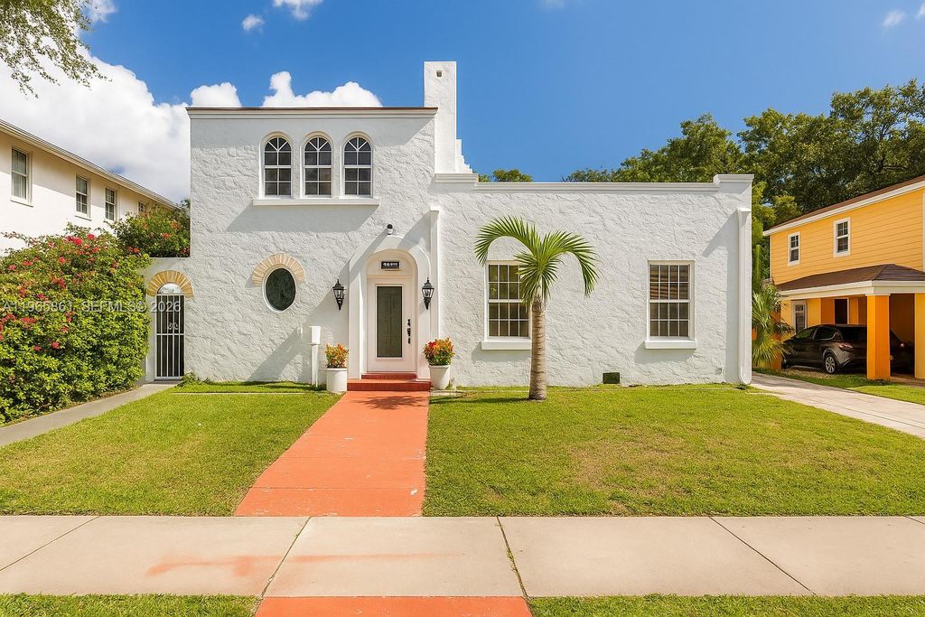 1545 NW 8th Ter, Miami, FL 33125