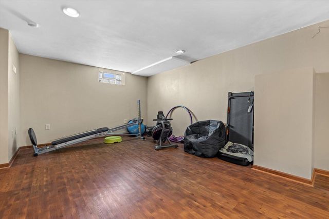 4381 S Kentucky AVENUE, Milwaukee, WI 53221