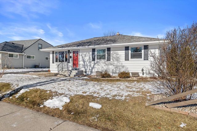 4381 S Kentucky AVENUE, Milwaukee, WI 53221