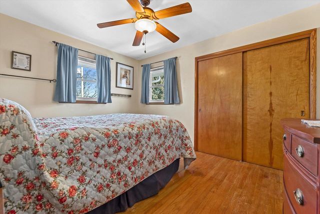 4381 S Kentucky AVENUE, Milwaukee, WI 53221