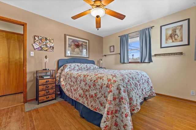 4381 S Kentucky AVENUE, Milwaukee, WI 53221