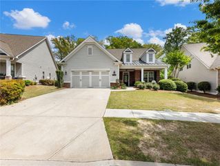 7174 Boathouse Way, Flowery Branch, GA 30542