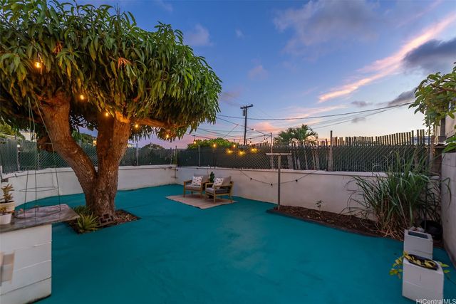 1766 St Louis Drive, Honolulu, HI 96816