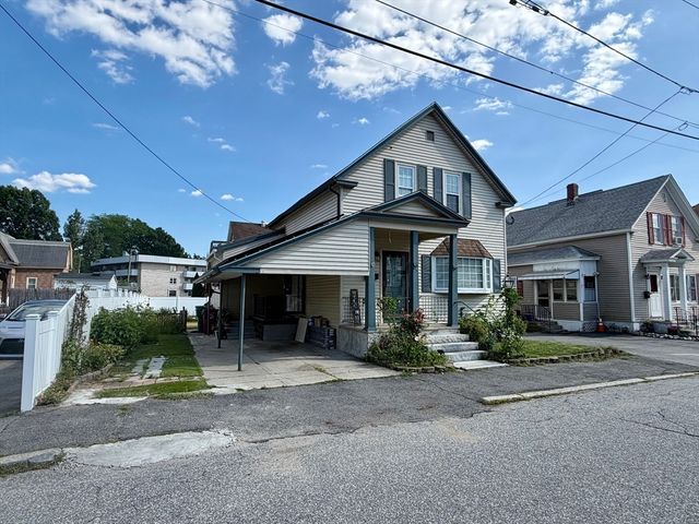 133 Farmland Road, Lowell, MA 01850