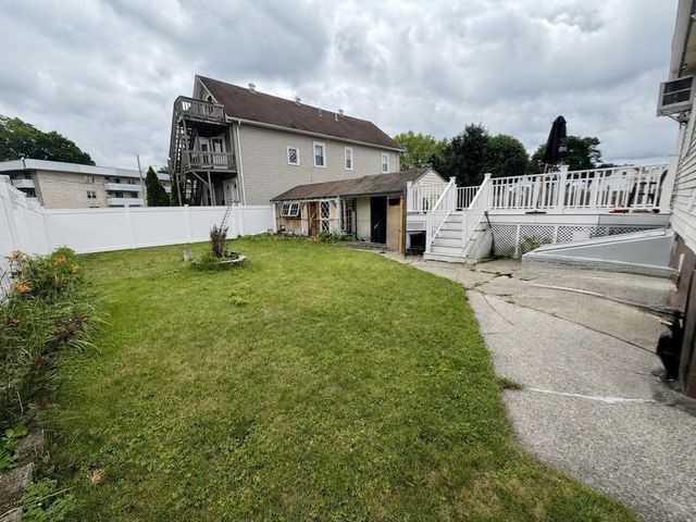 133 Farmland Road, Lowell, MA 01850