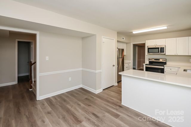 1209 Blossomwood Court, Matthews, NC 28105