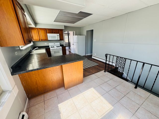 42129 N 2nd Avenue, Antioch, IL 60002